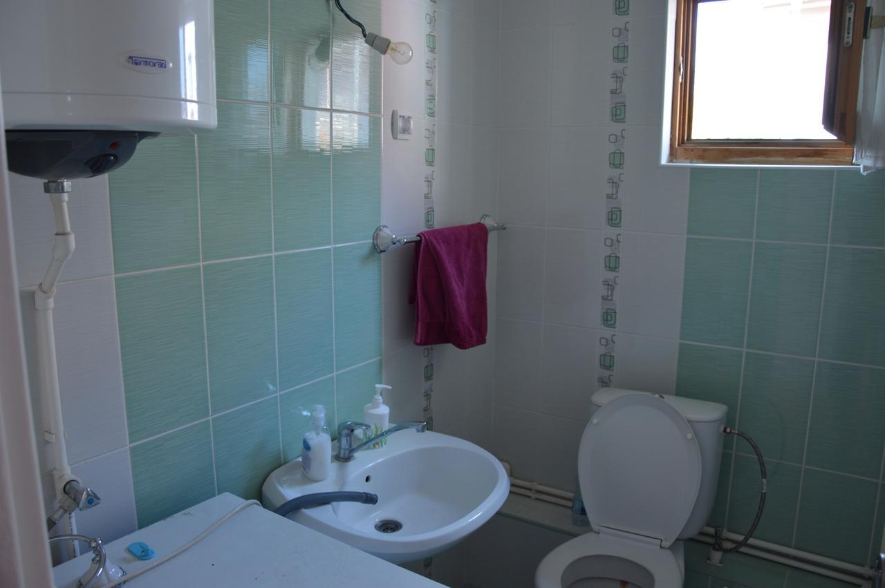 Poseidon Apartment Ni Exterior foto