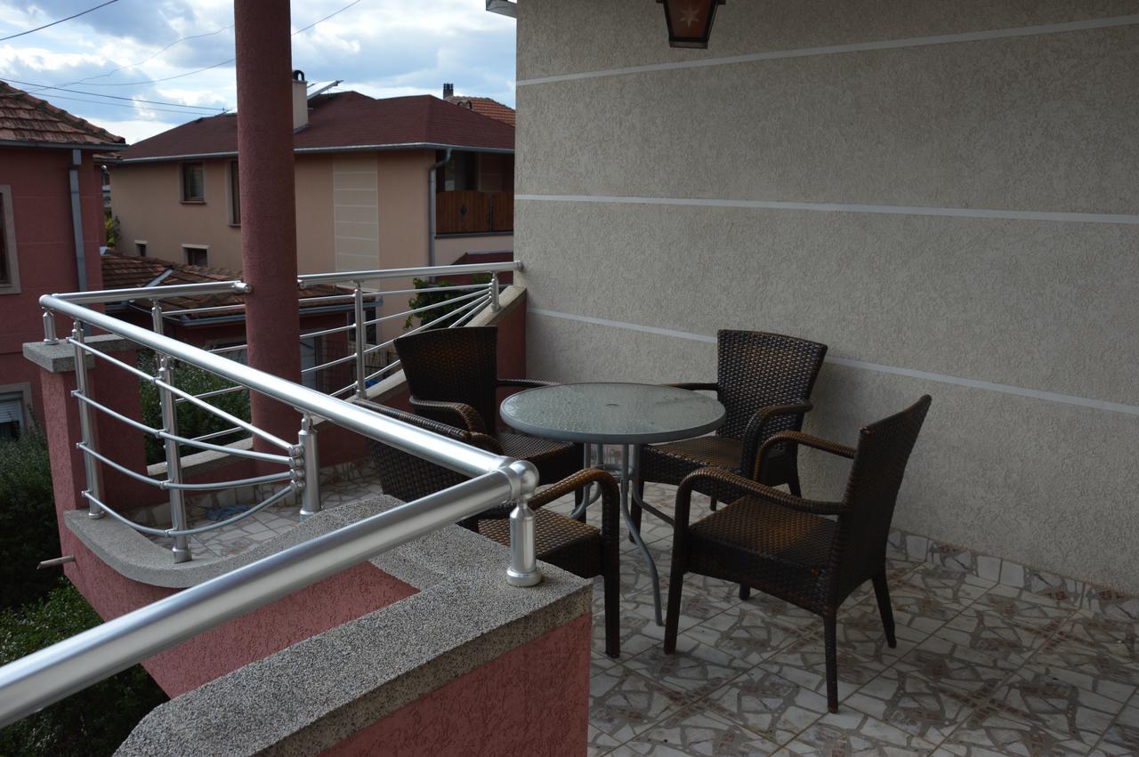 Poseidon Apartment Ni Exterior foto